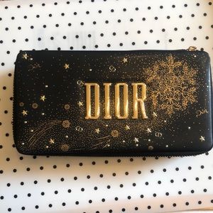 Dior box